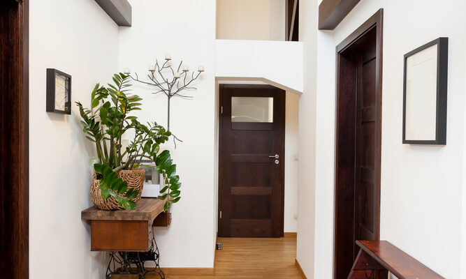 10 Creative Ways to Style Your Hallway